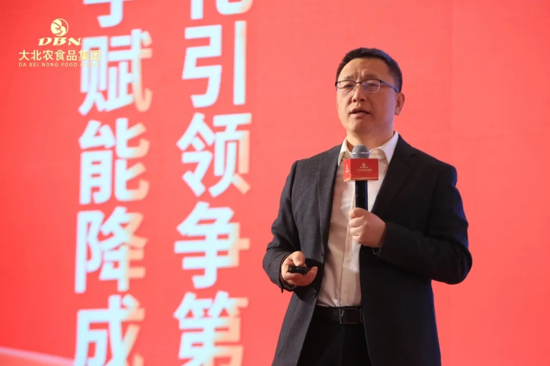 1741318049118027.jpg 张教员.jpg